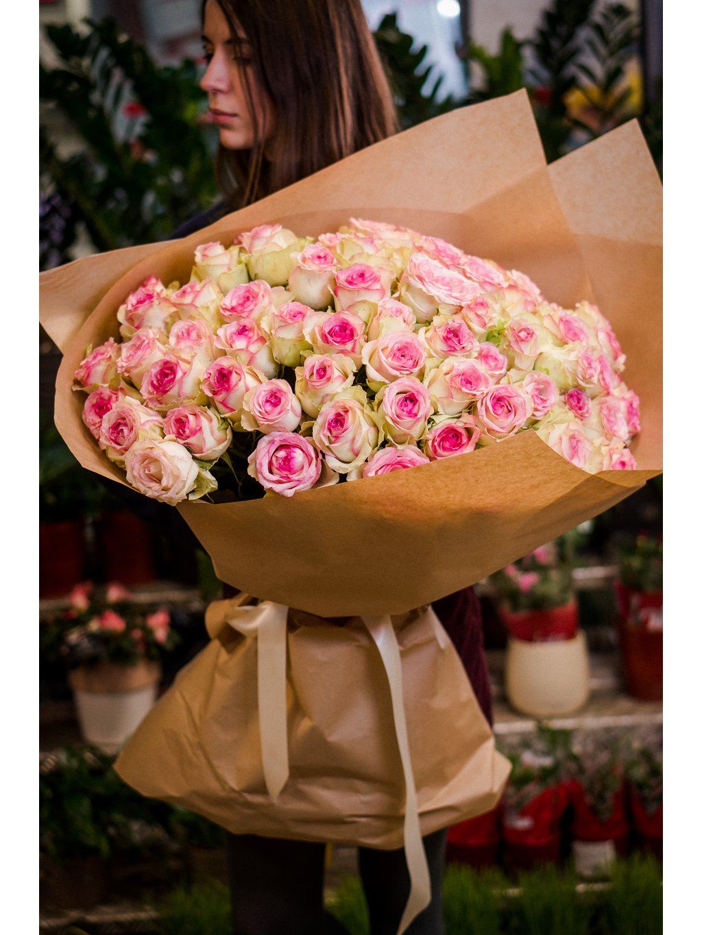 101 velkokvětých růžových růží – luxusní kytice 101 velkokvětých růžových růží 🌸 Luxusní kytice | FlowerGO